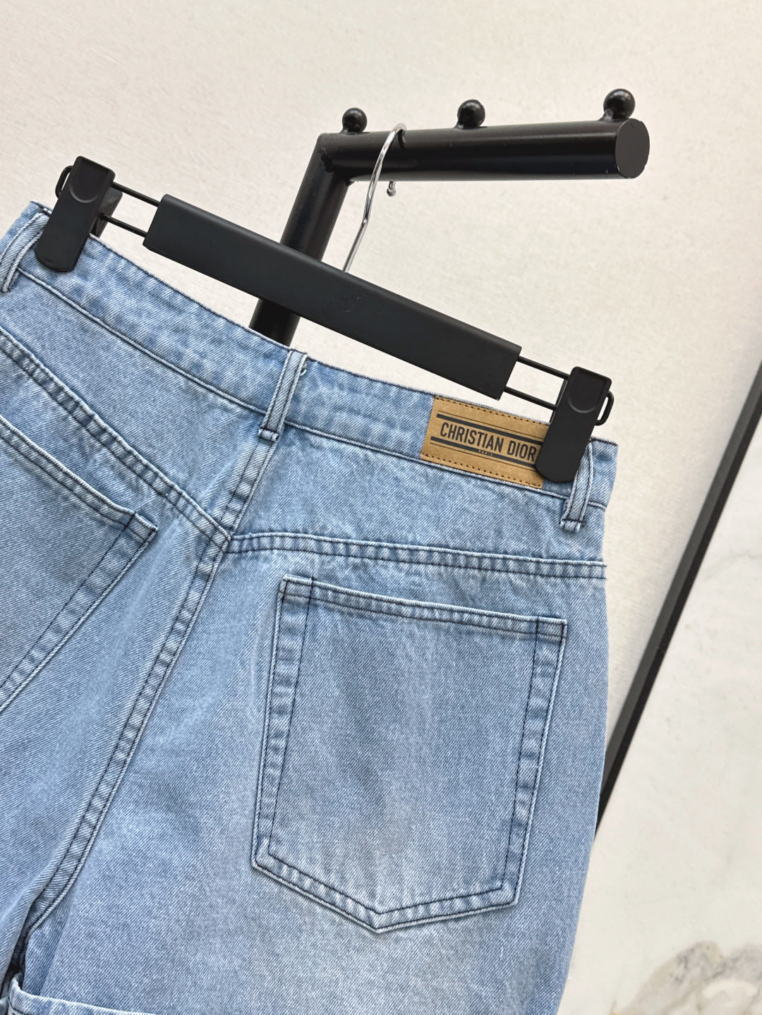 D*r 25ss oblique denim shorts