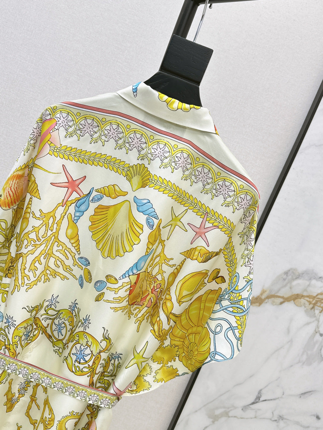 Versa* 25ss barocco midi slik shirt-dress