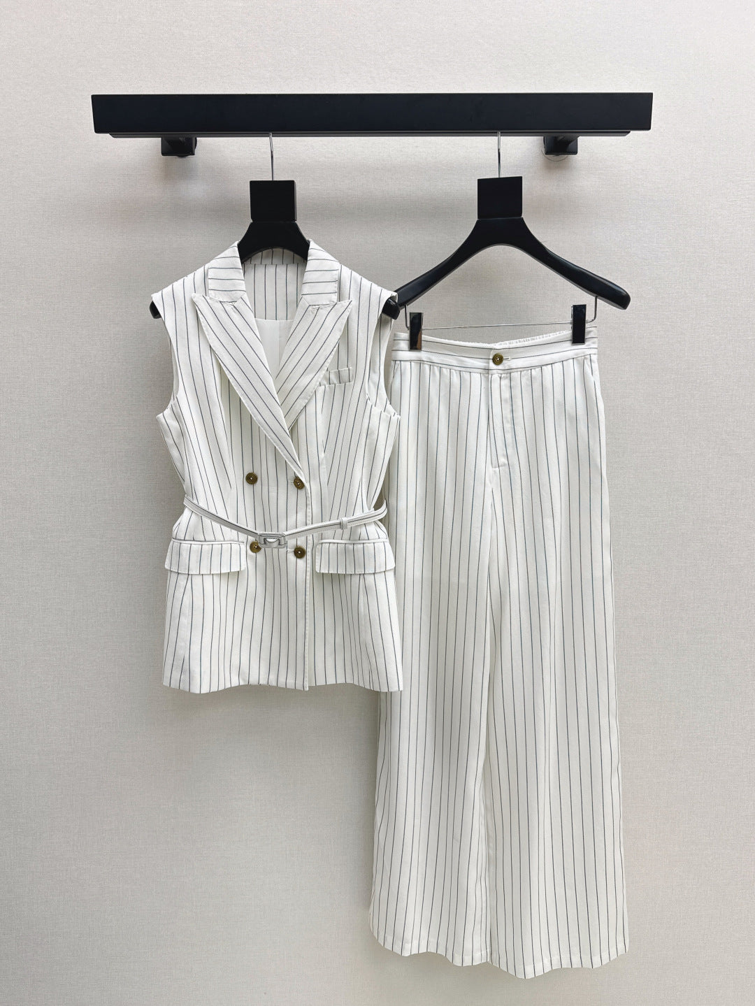 MaxM* 25ss tencel vest suit