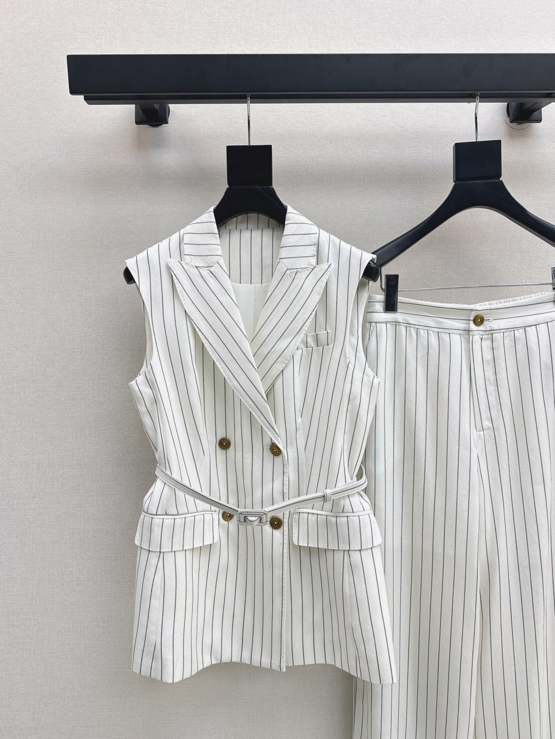 MaxM* 25ss tencel vest suit