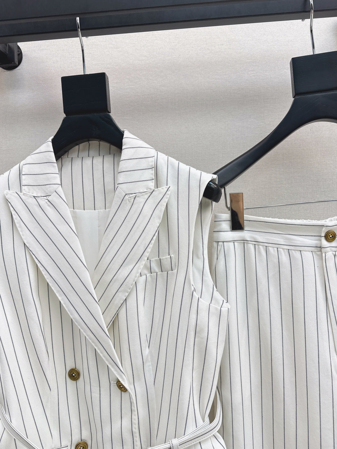 MaxM* 25ss tencel vest suit