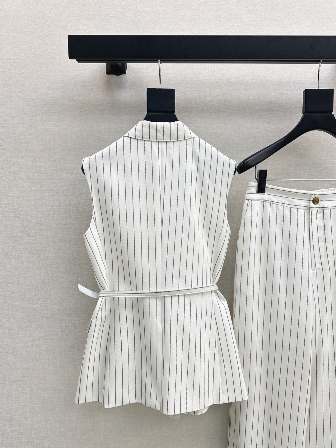 MaxM* 25ss tencel vest suit