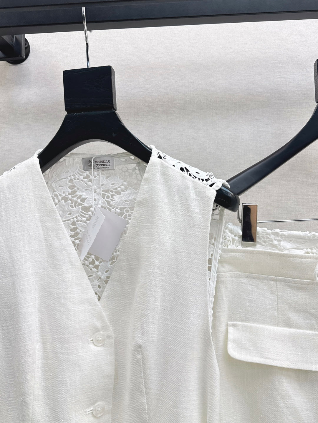 Brune*C 25ss lace vest and skirt set