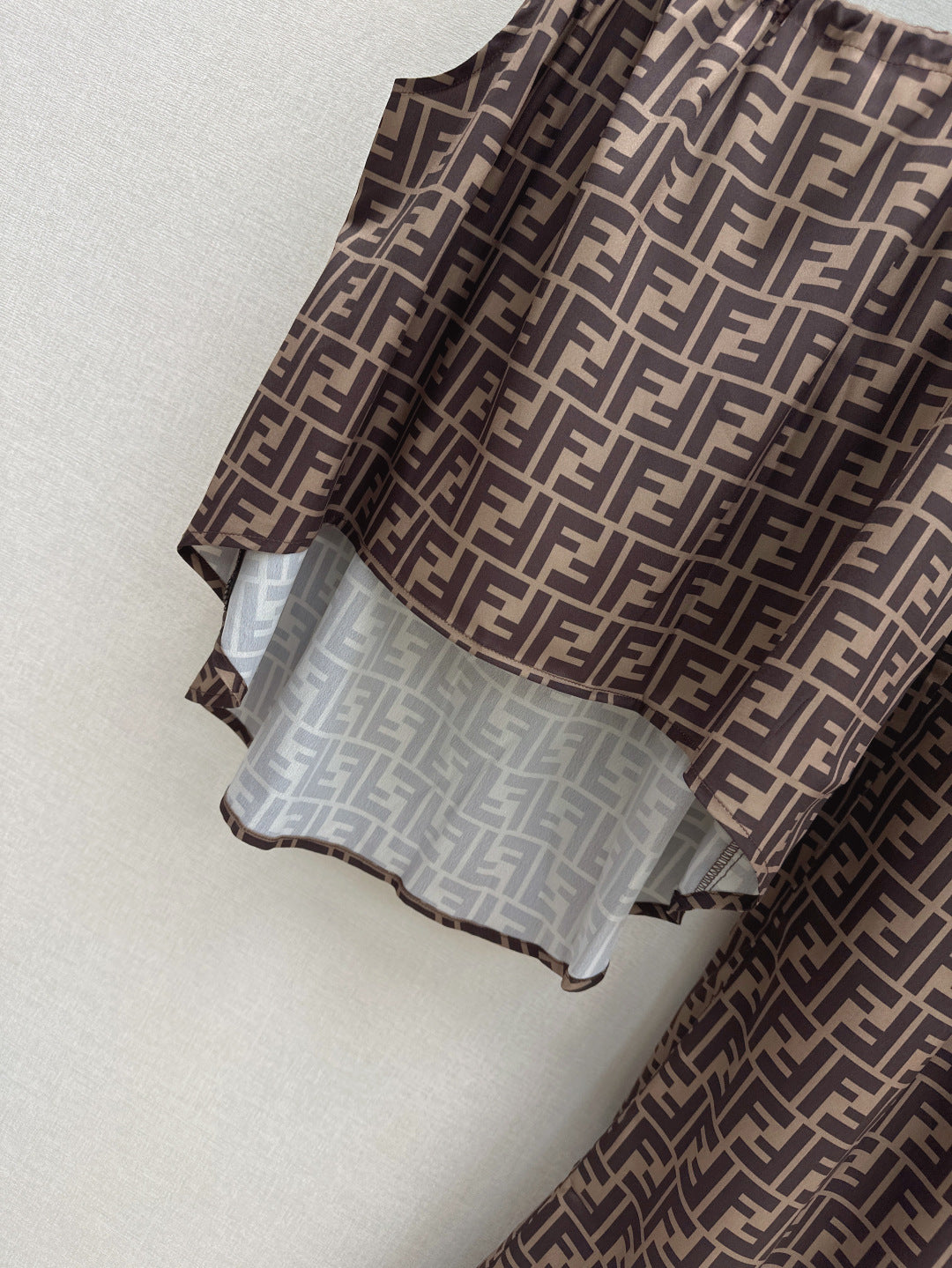 Fd* 25ss FF cami top and wide-leg pants set