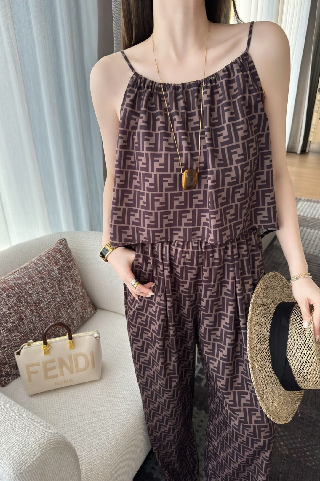 Fd* 25ss FF cami top and wide-leg pants set