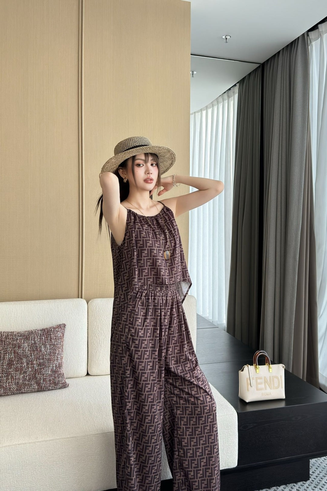 Fd* 25ss FF cami top and wide-leg pants set