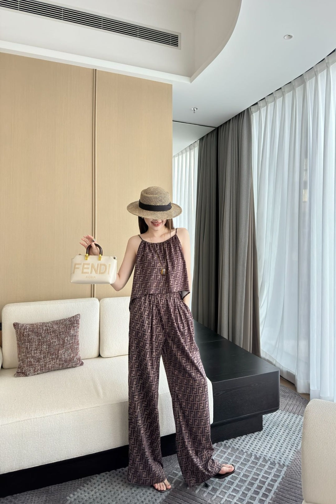 Fd* 25ss FF cami top and wide-leg pants set