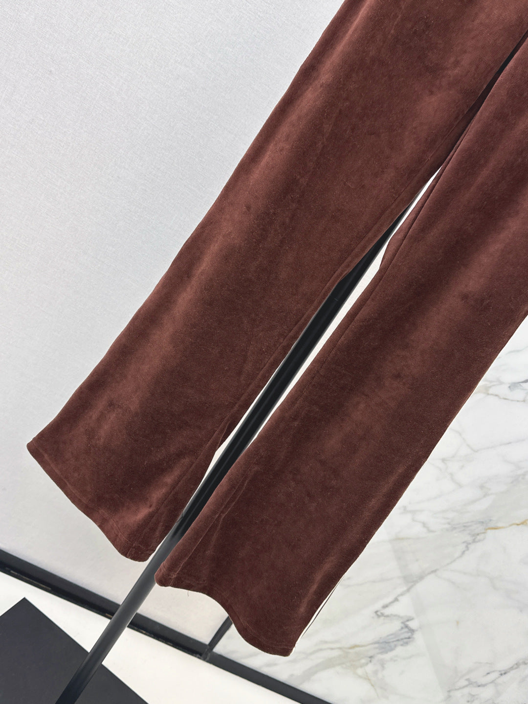 Cel* 25ss velvet jersey tracksuit pants