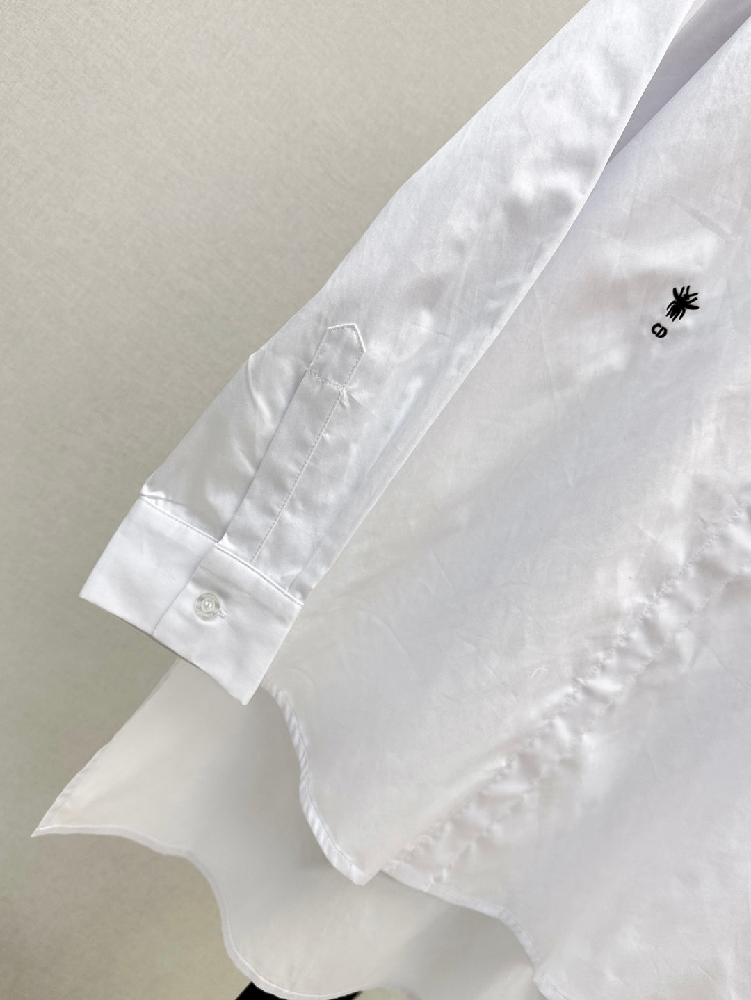 D*r 25ss bee embroidered long blouse