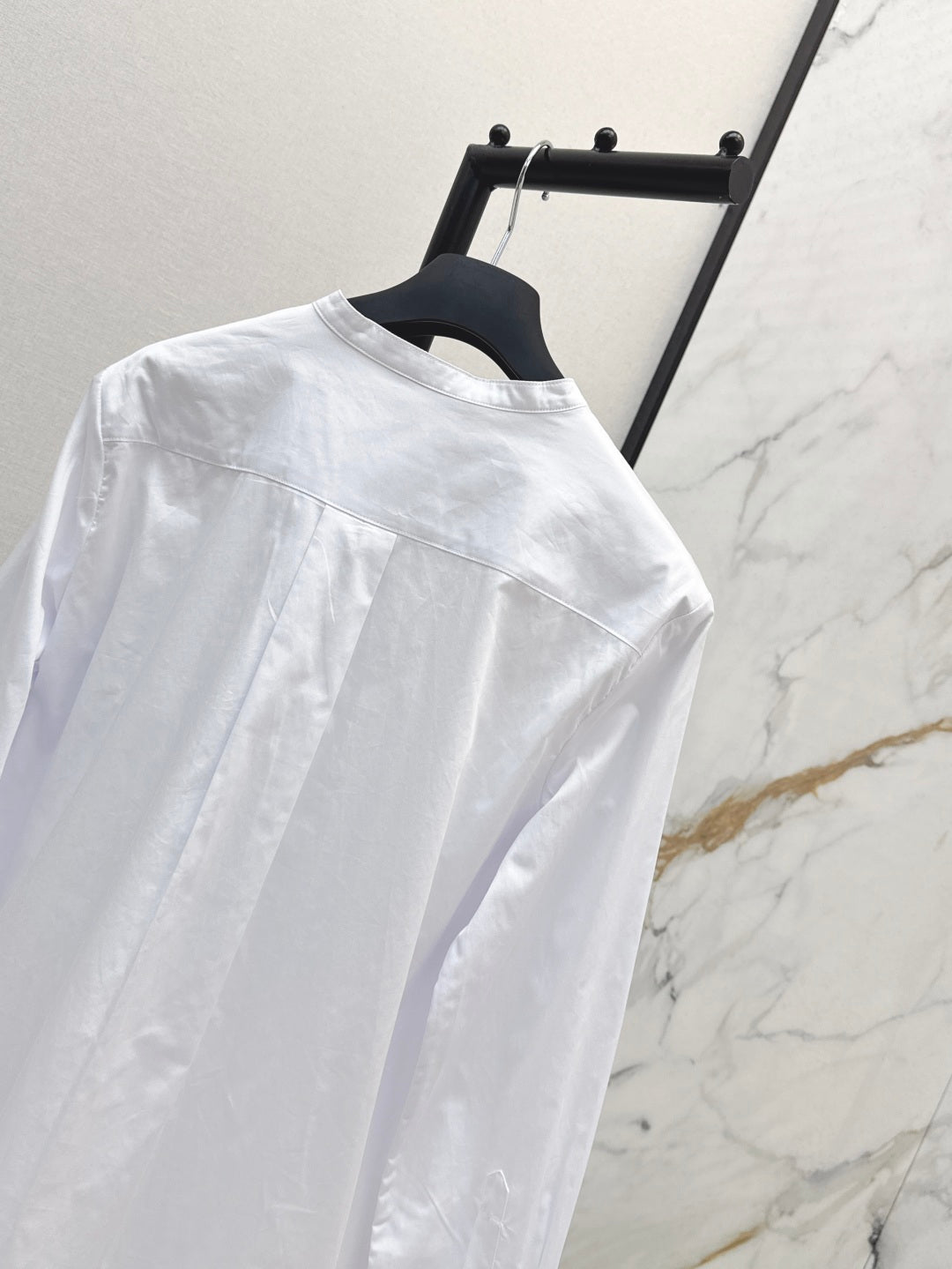 D*r 25ss bee embroidered long blouse