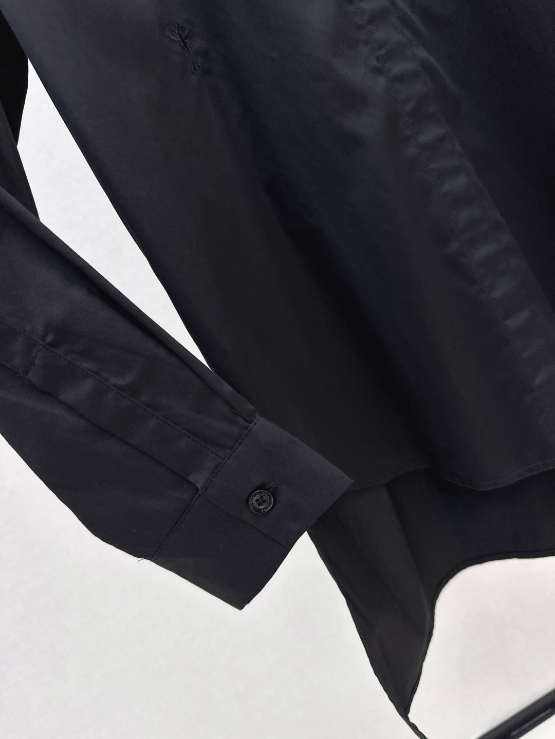 D*r 25ss bee embroidered long blouse