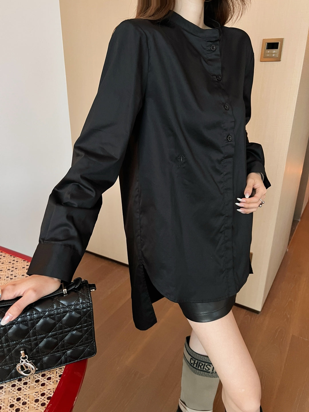 D*r 25ss bee embroidered long blouse