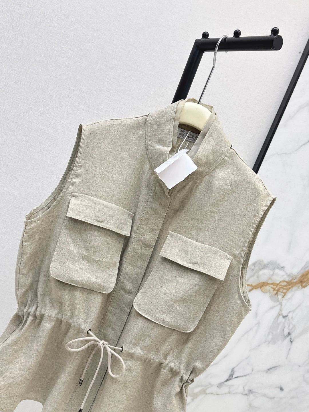 Brune*C 25ss linen drawstring vest