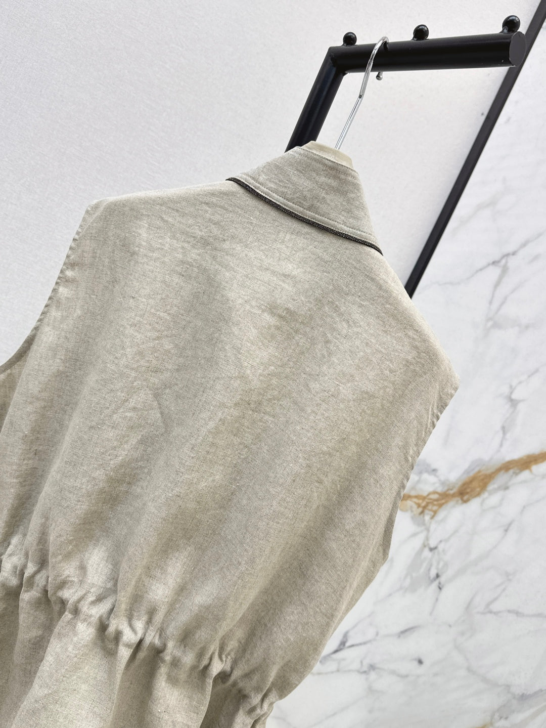 Brune*C 25ss linen drawstring vest