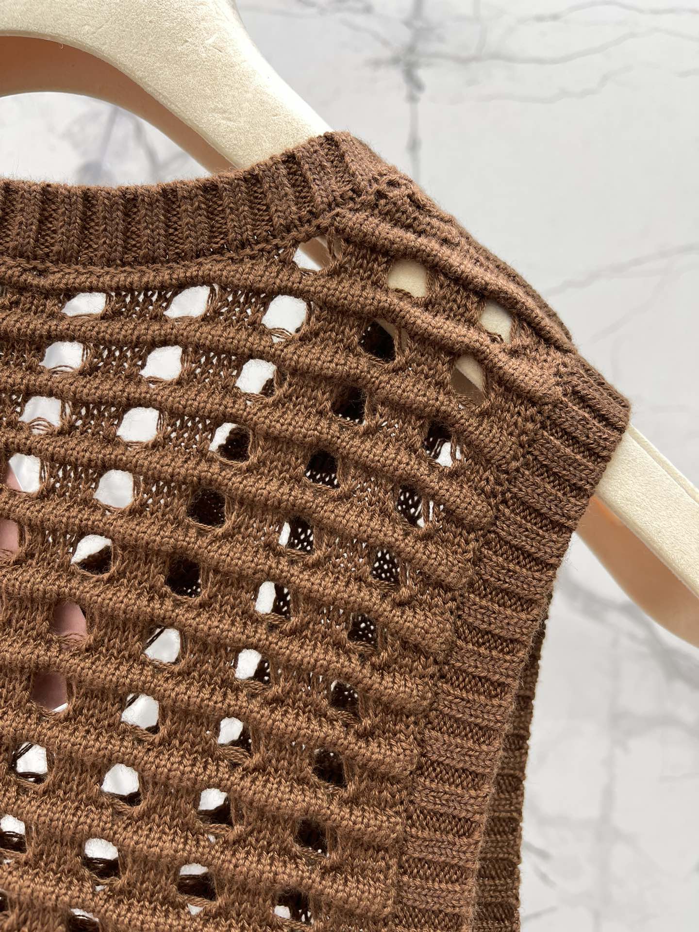 M*u 25ss knitted hollow vest