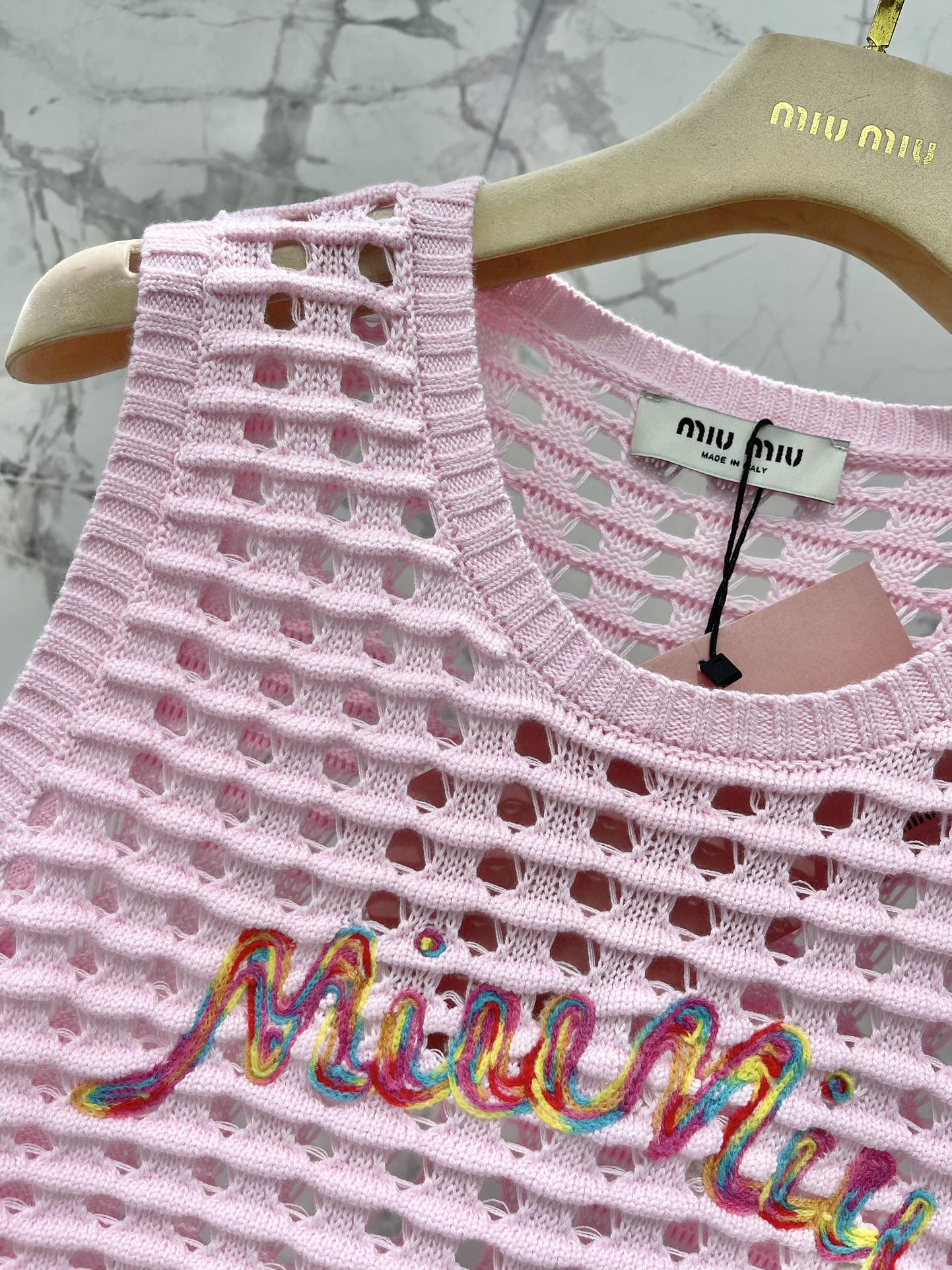 M*u 25ss knitted hollow vest