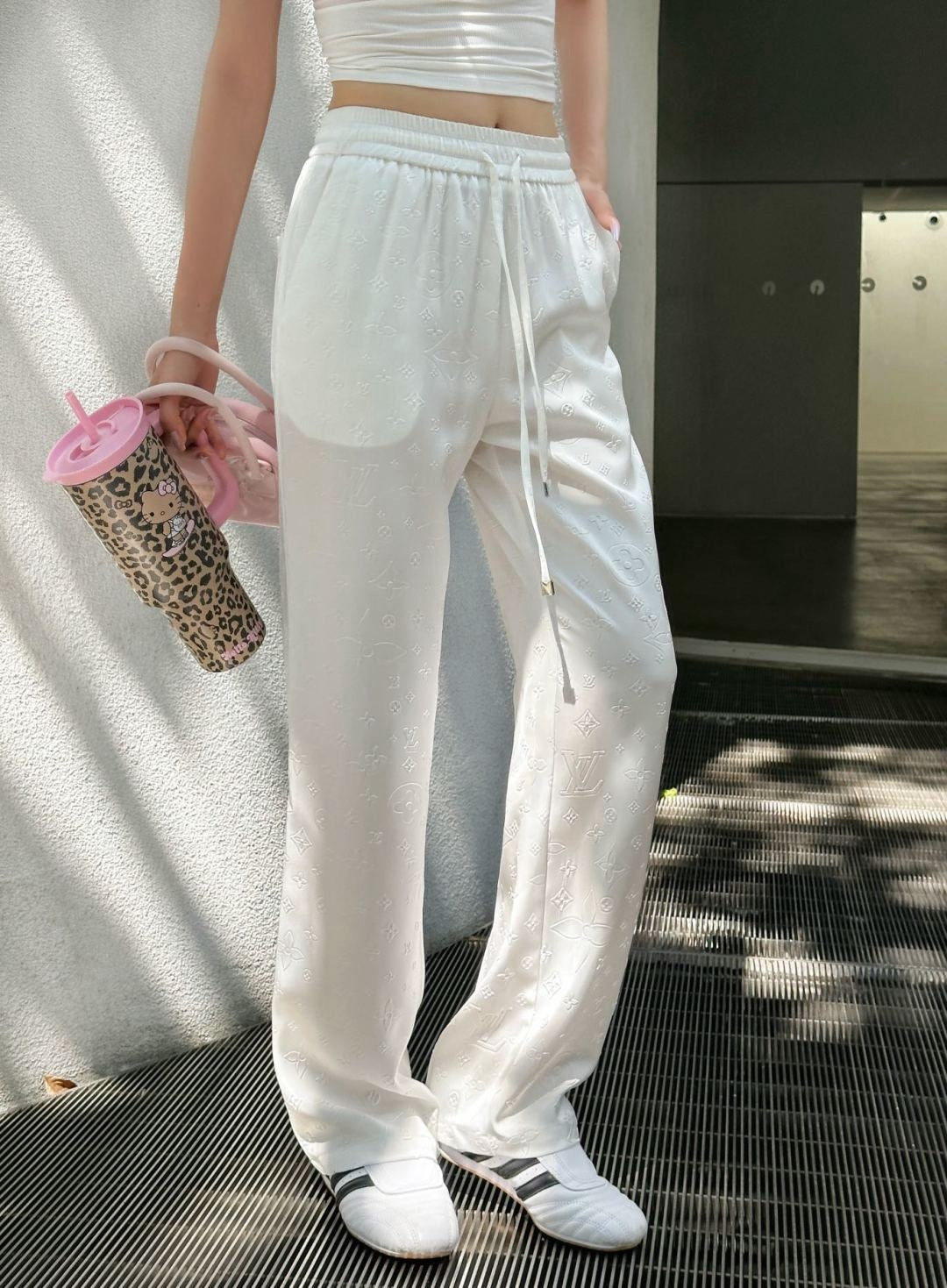 Loui* 25ss monogram accent drawstring pants