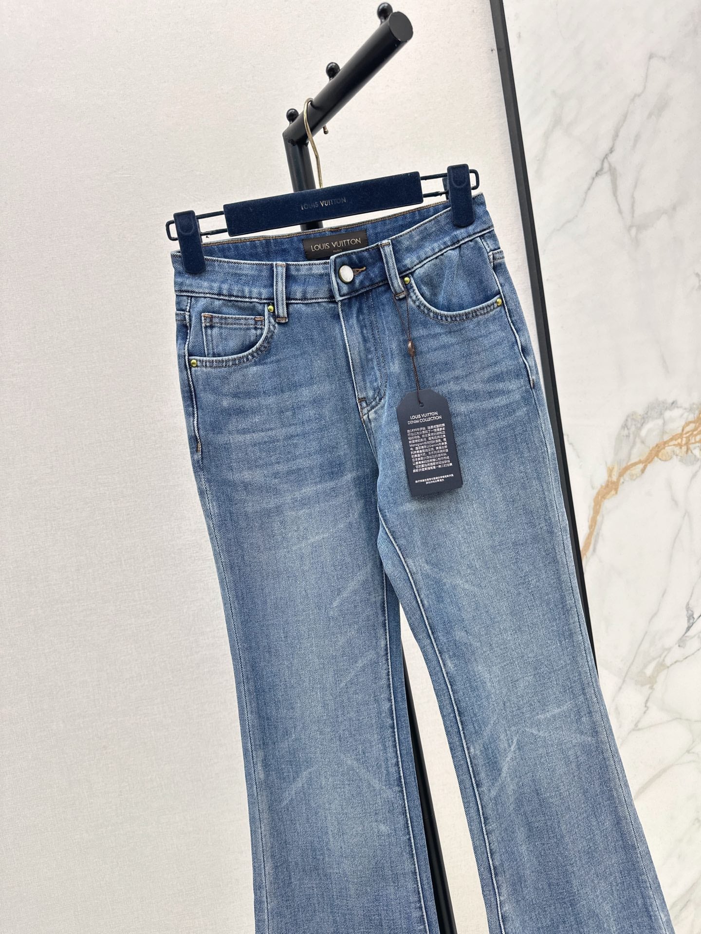 Loui* 25ss embroidered pocket jeans