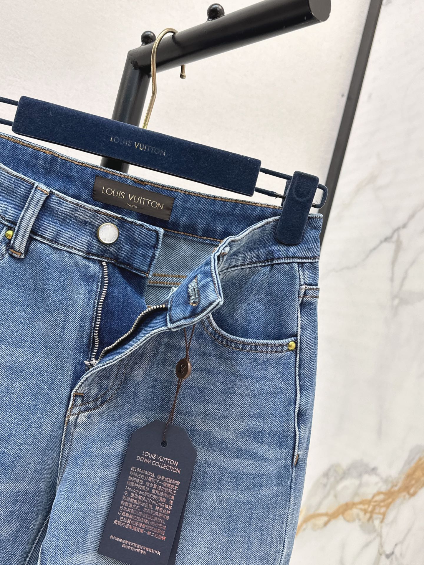 Loui* 25ss embroidered pocket jeans