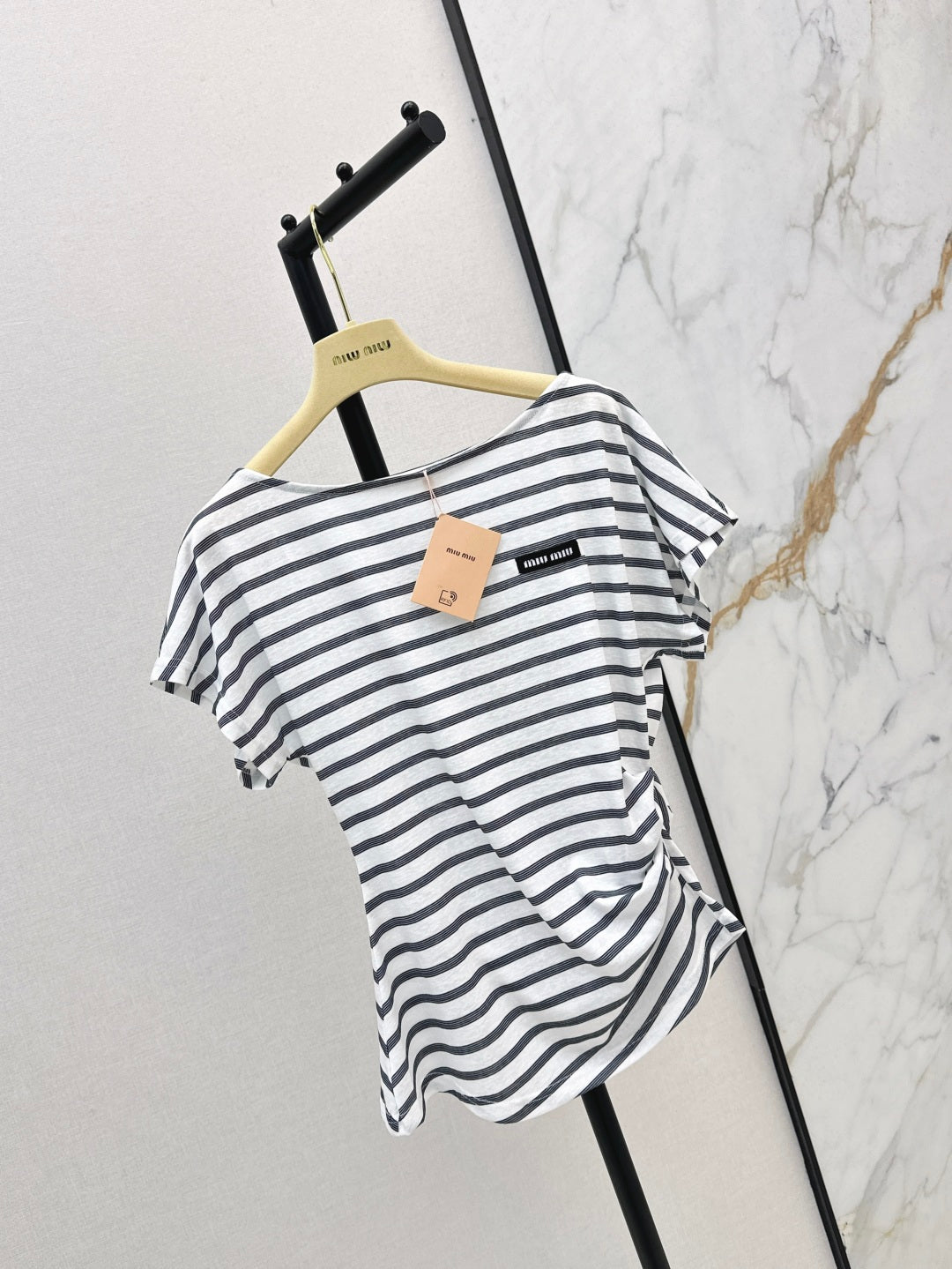 M*u 25ss boat neck top