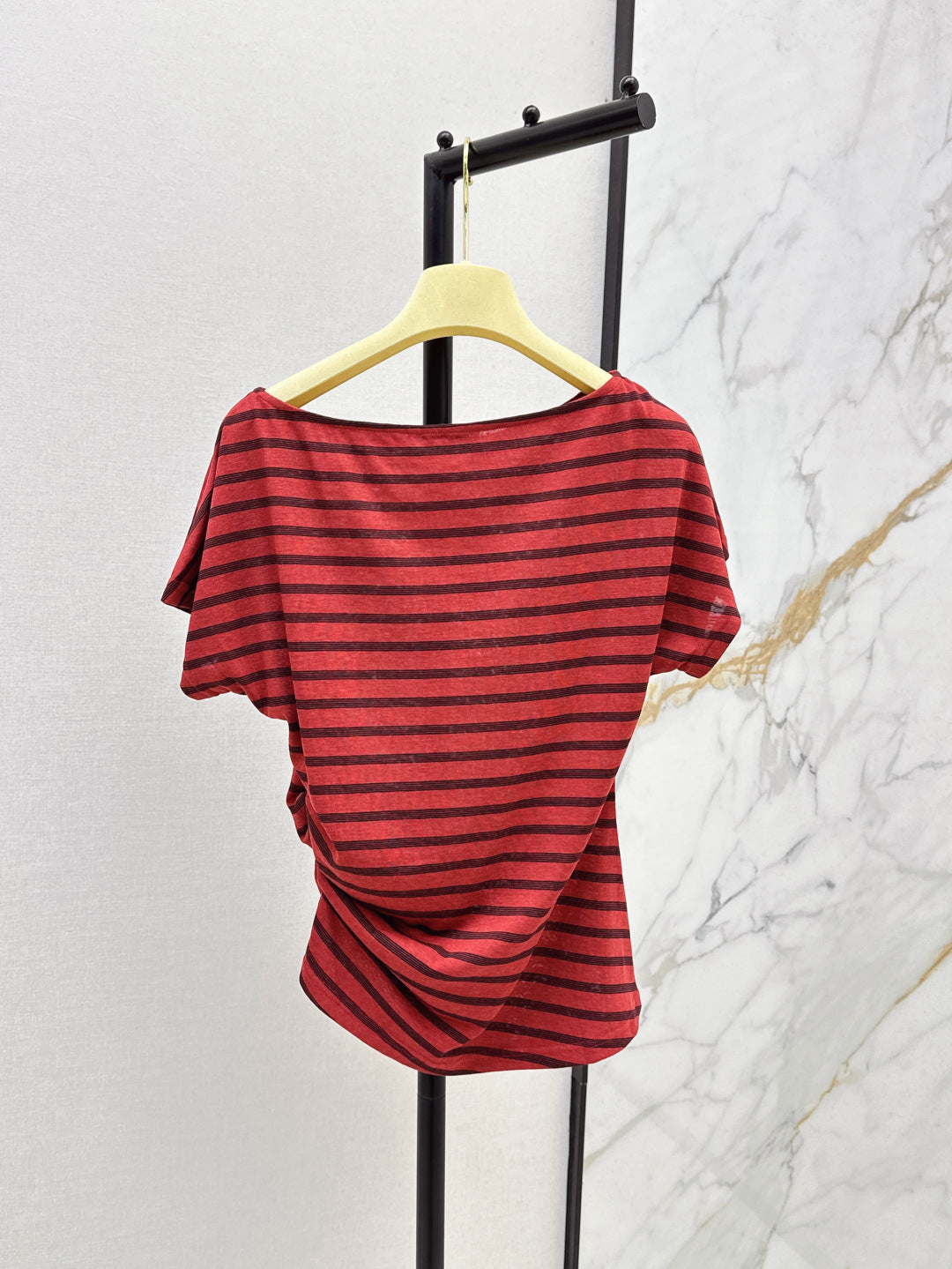 M*u 25ss boat neck top