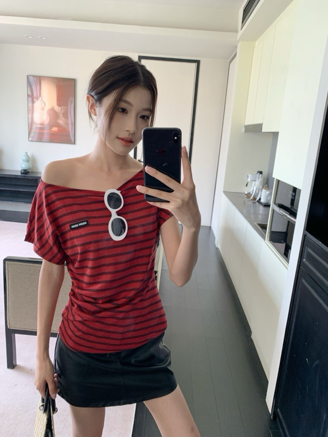 M*u 25ss boat neck top