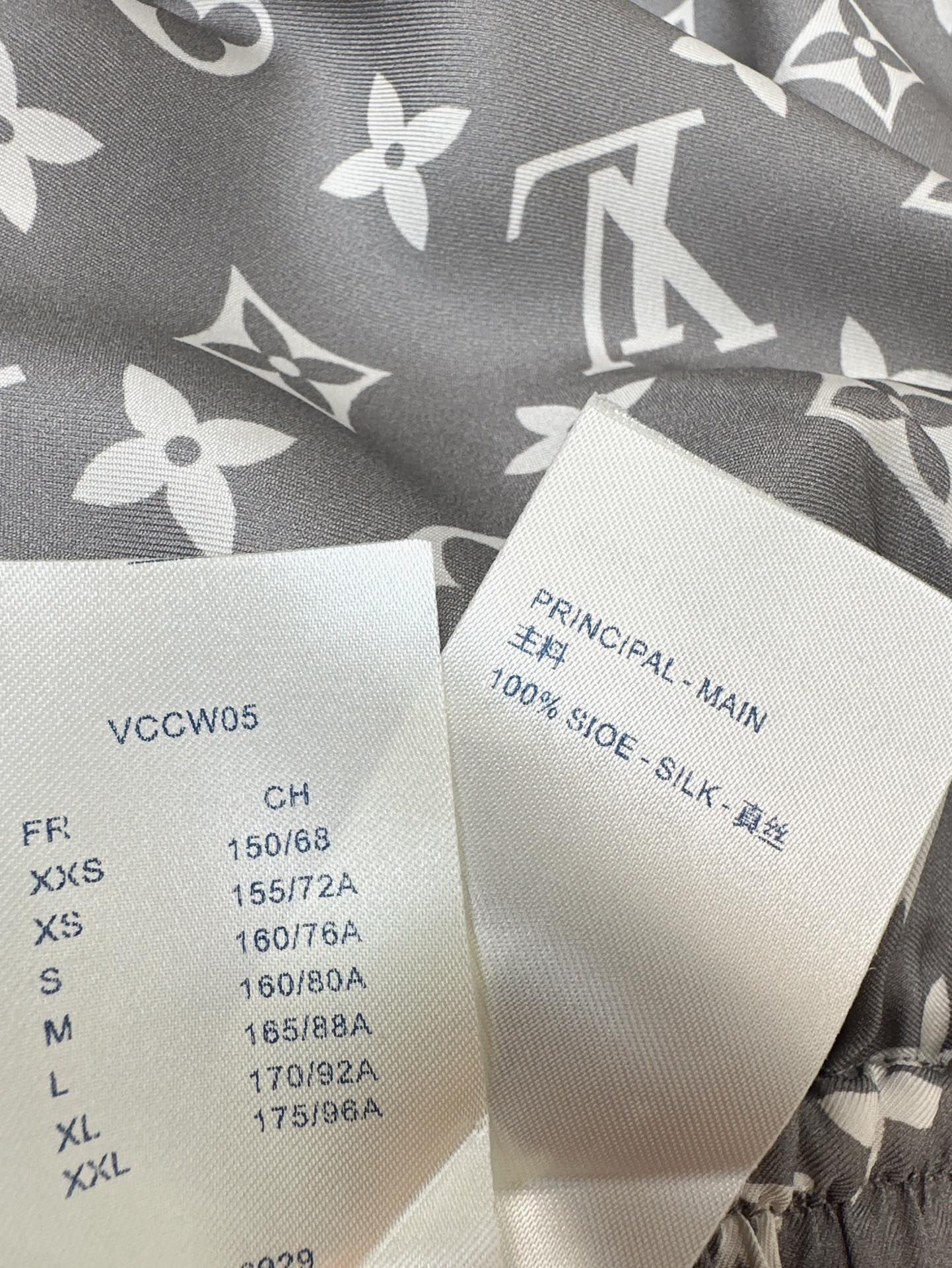 Loui* 25ss monogram silk pants