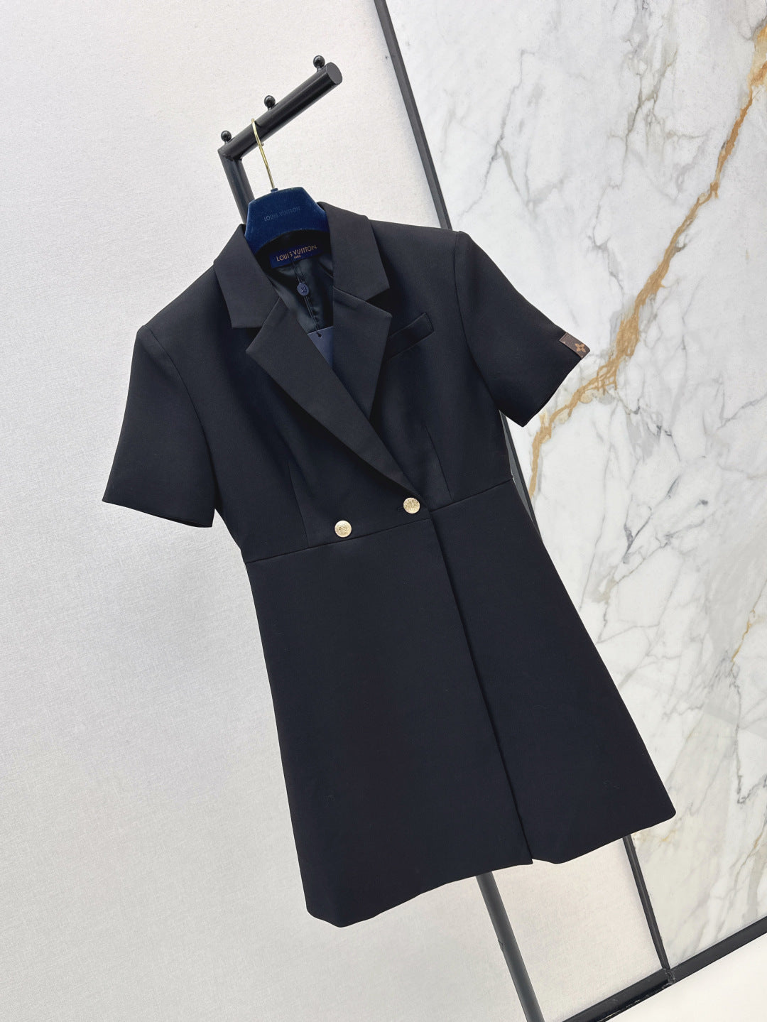 Loui* 25ss short-sleeve tailored wrap dress