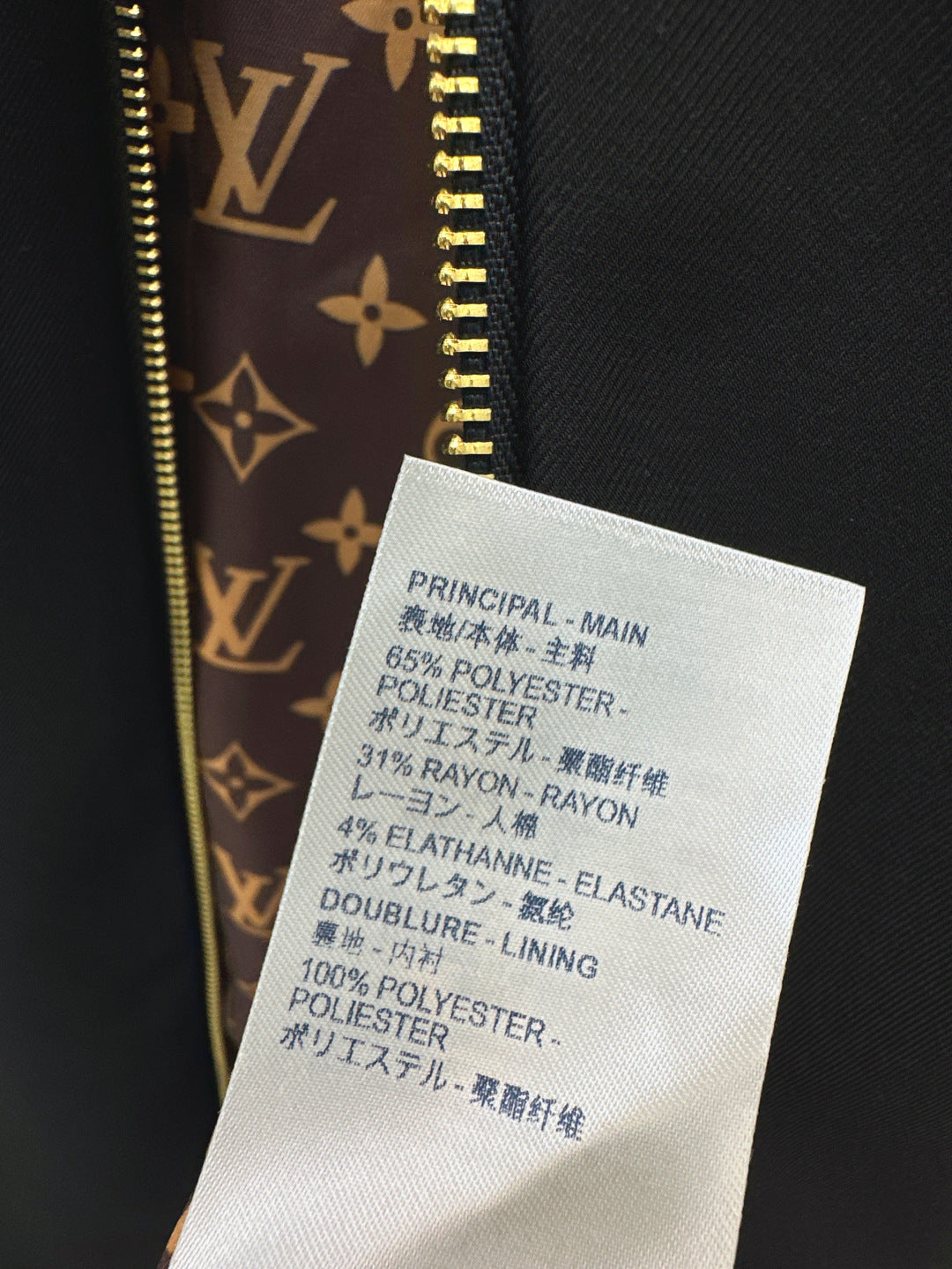 Loui* 25ss button detail dress