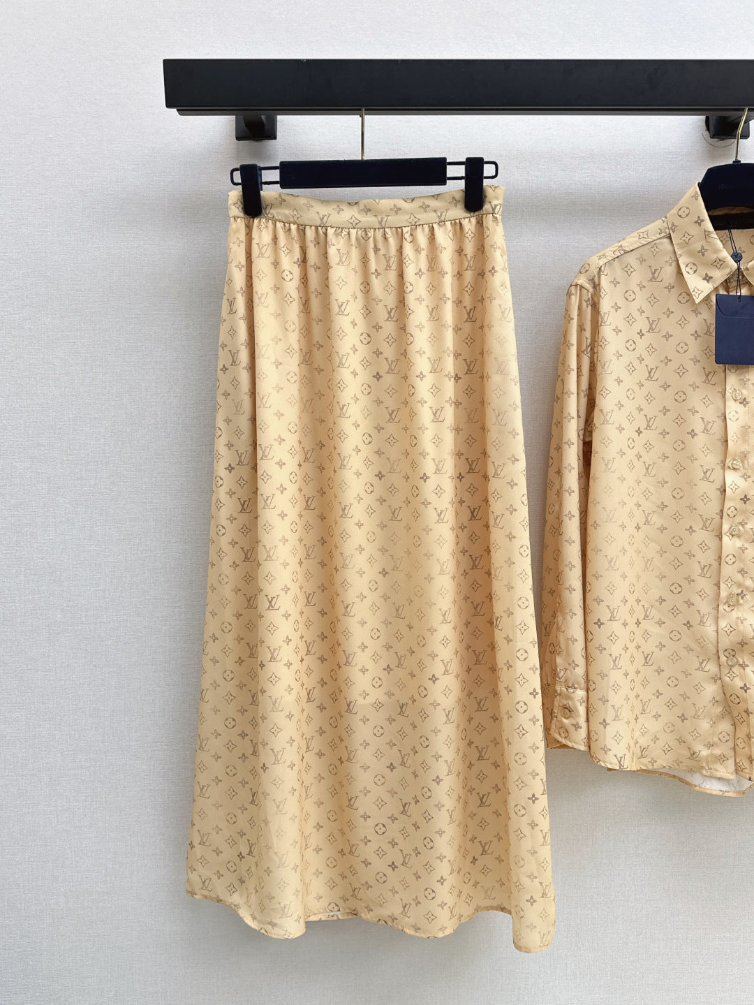 Loui* 25ss washed monogram maxi skirts