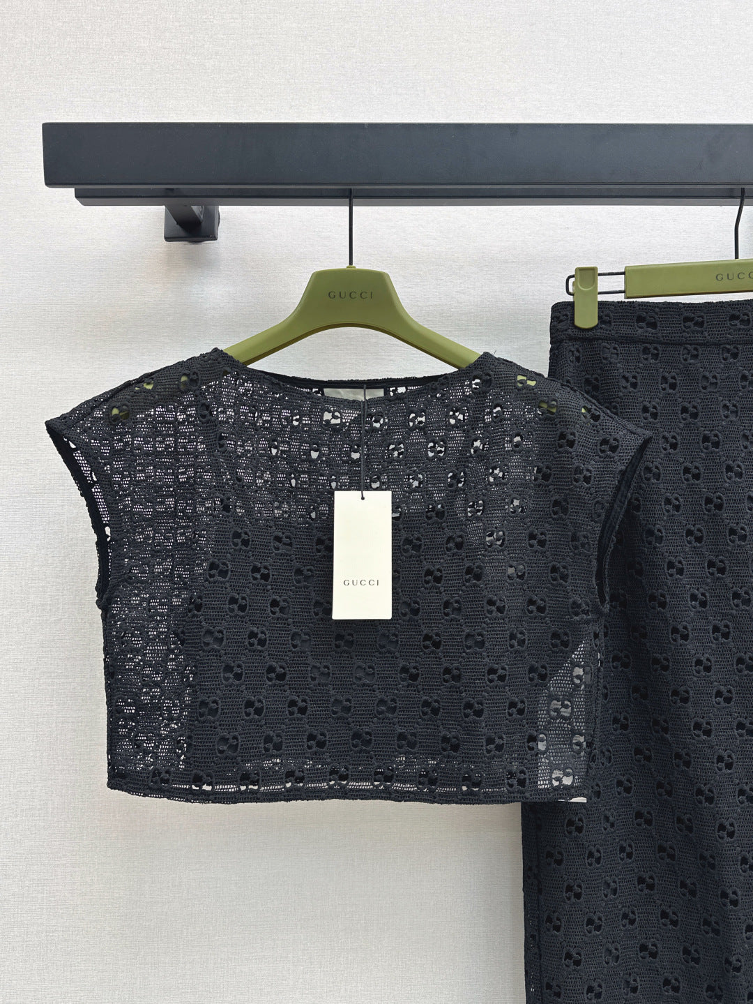 Gu* 25ss GG macrame top and skirt set