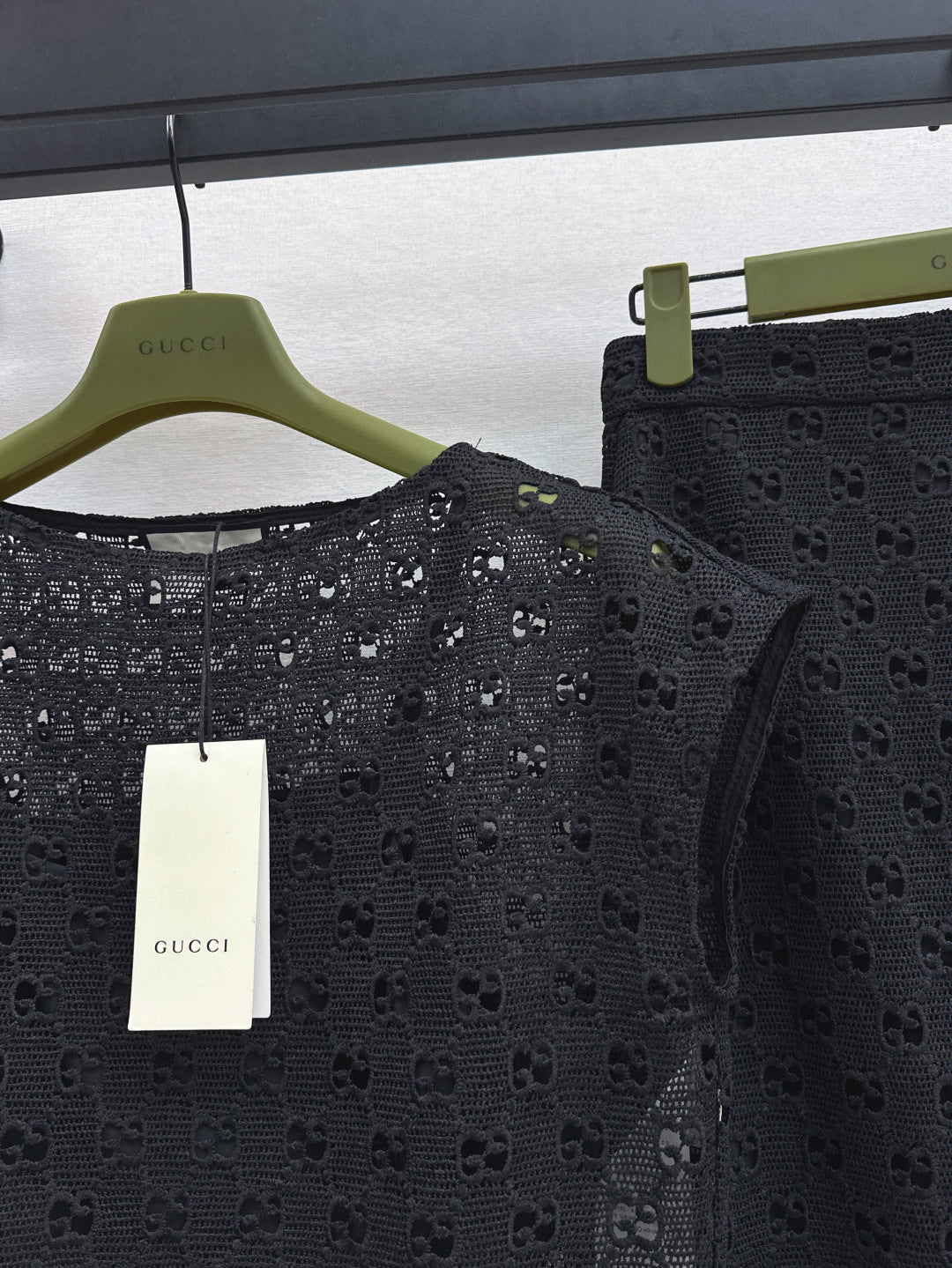 Gu* 25ss GG macrame top and skirt set