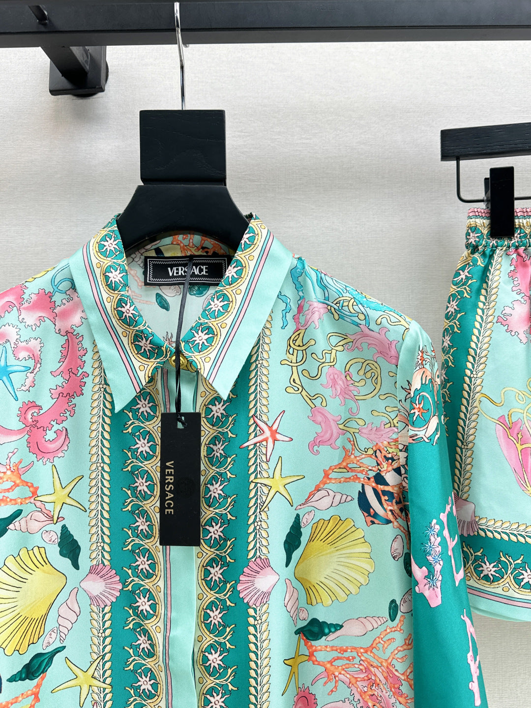 Versa* 25ss barocco silk shirt