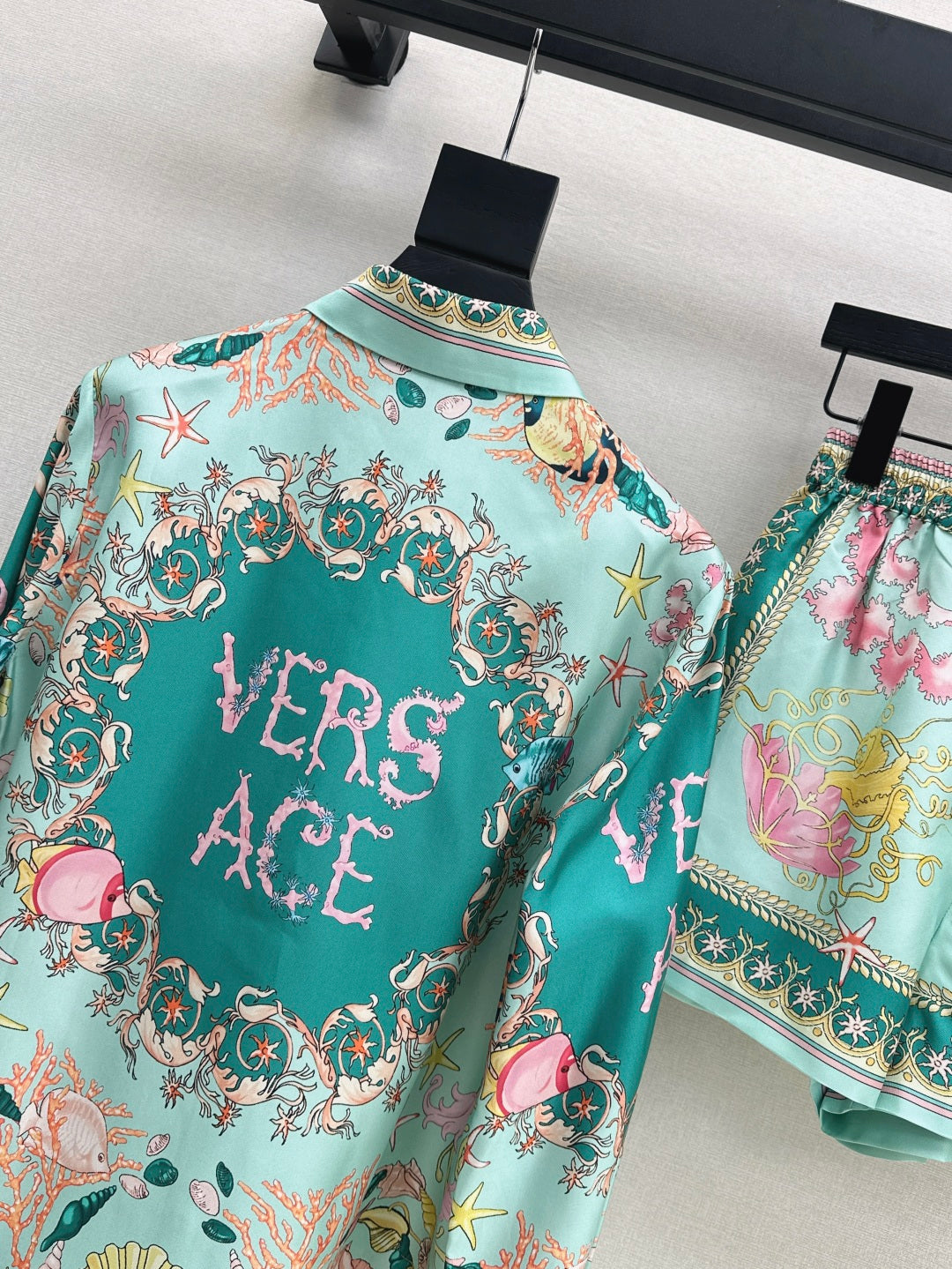 Versa* 25ss barocco silk shirt