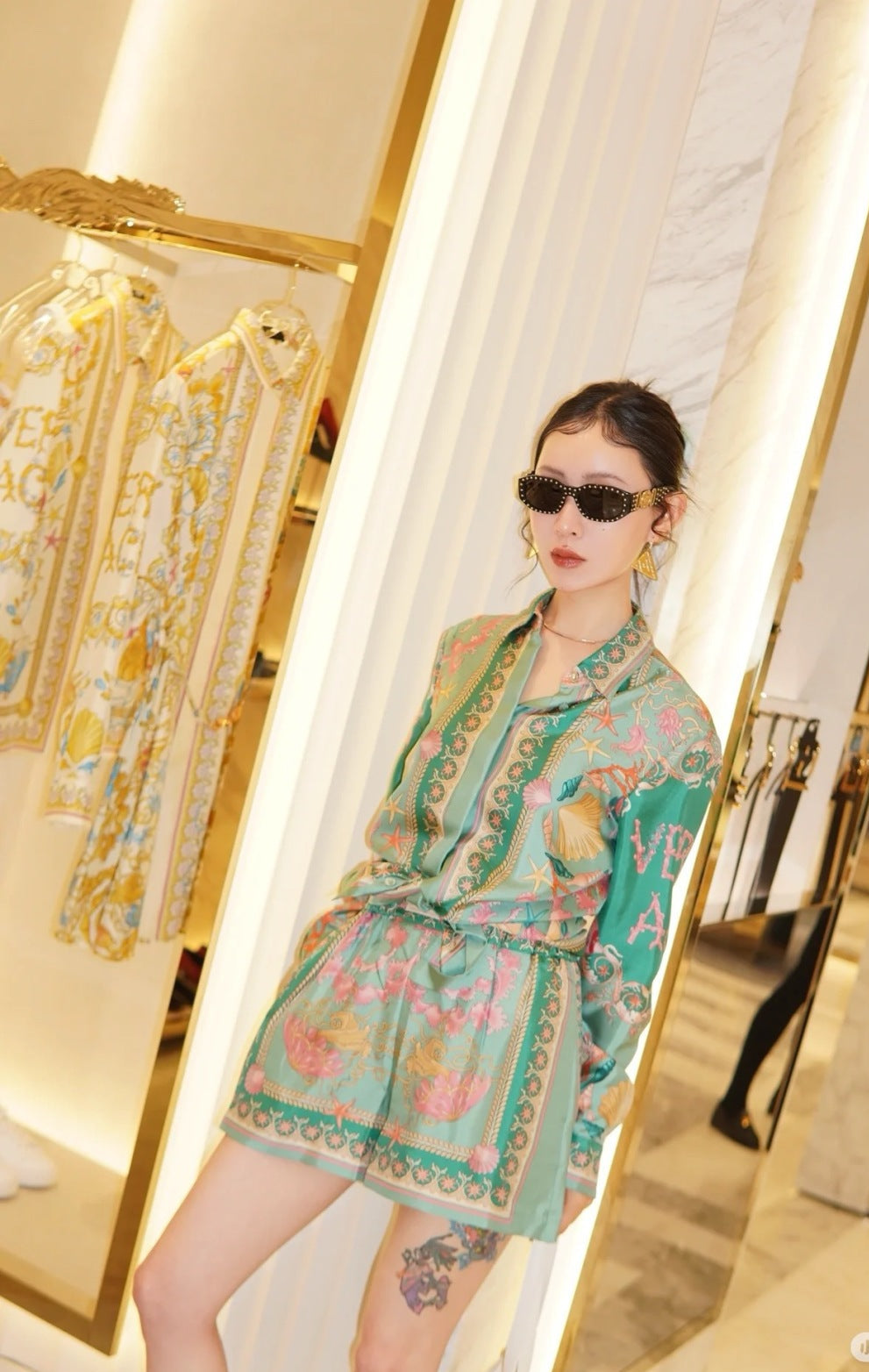 Versa* 25ss barocco silk shirt