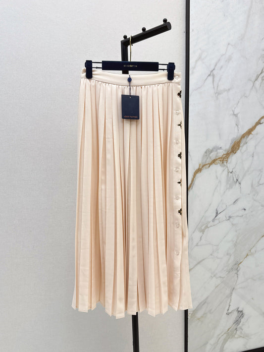 Loui* golden monogram flower accent skirt