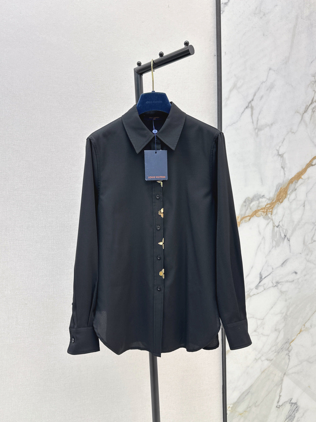 Loui* golden monogram flower accent shirt