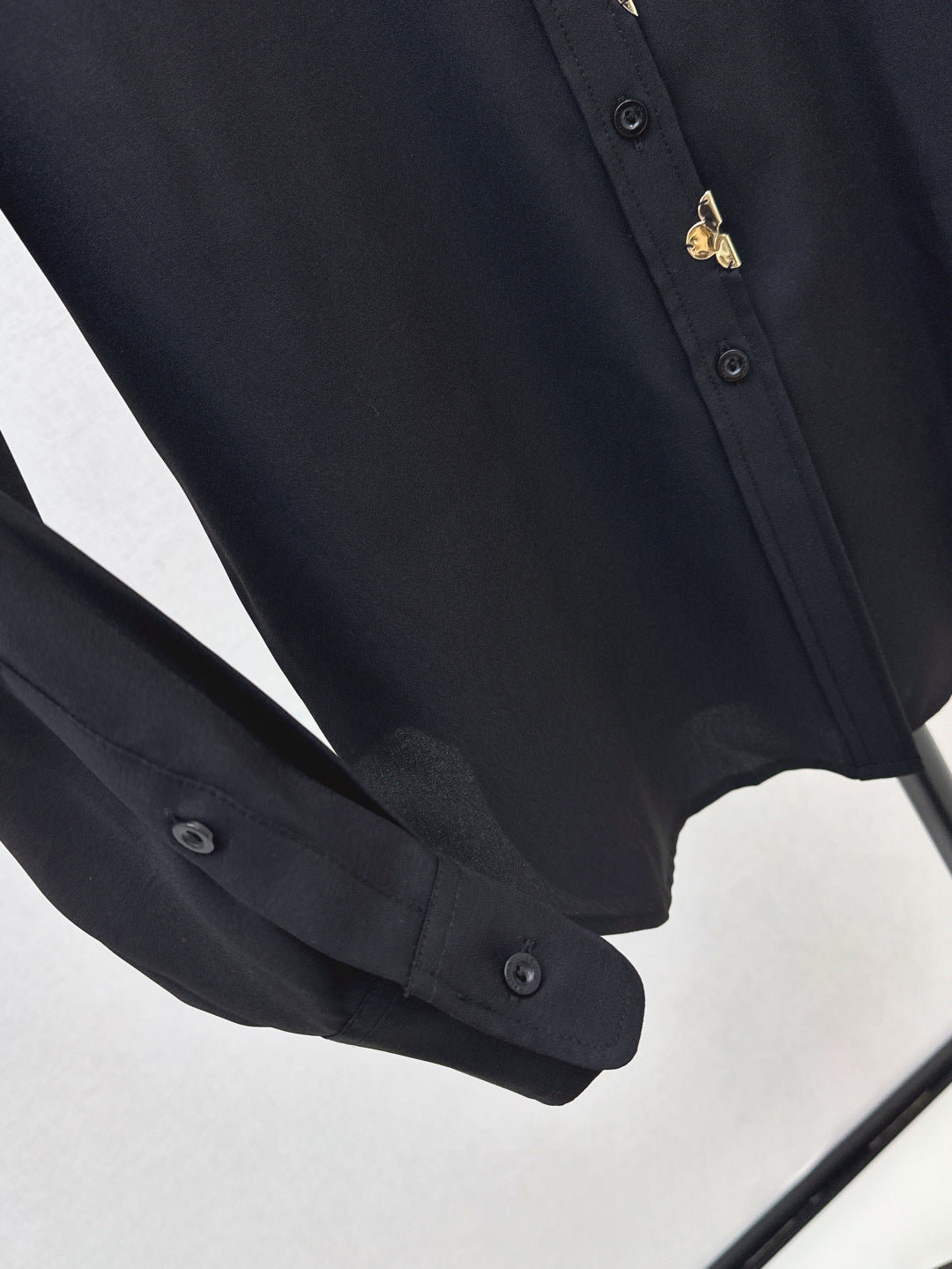 Loui* golden monogram flower accent shirt