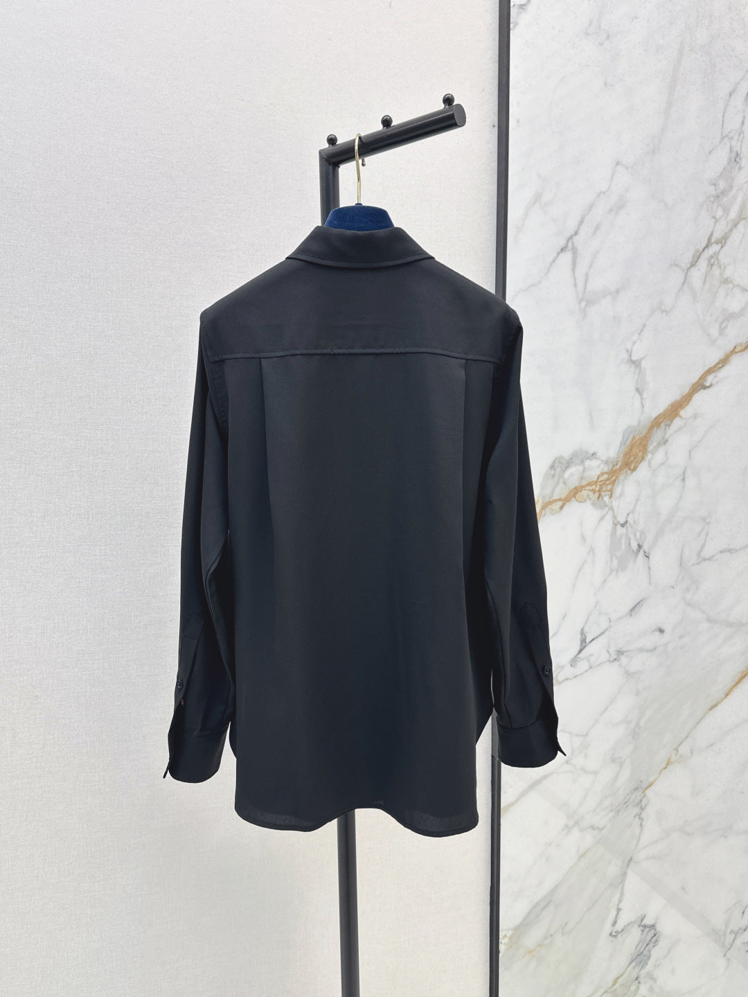 Loui* golden monogram flower accent shirt