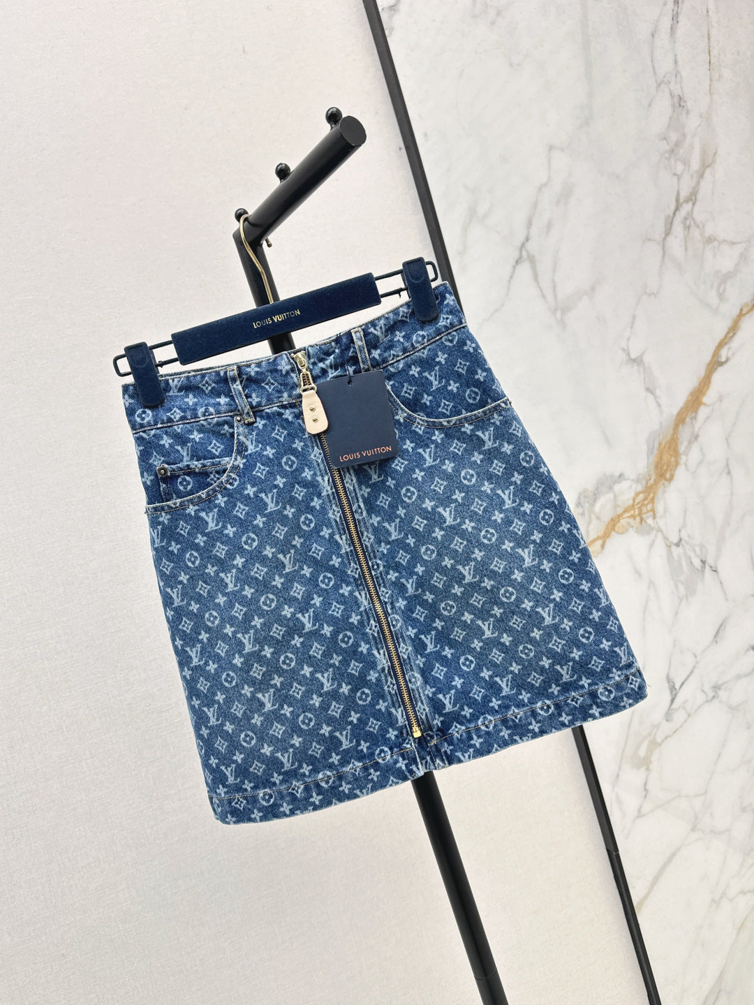 Loui* 25ss monogram denim mini skirt