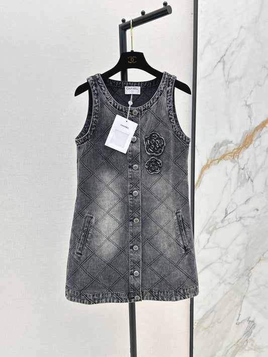 C*nel 25ss embroidered diamond denim dress