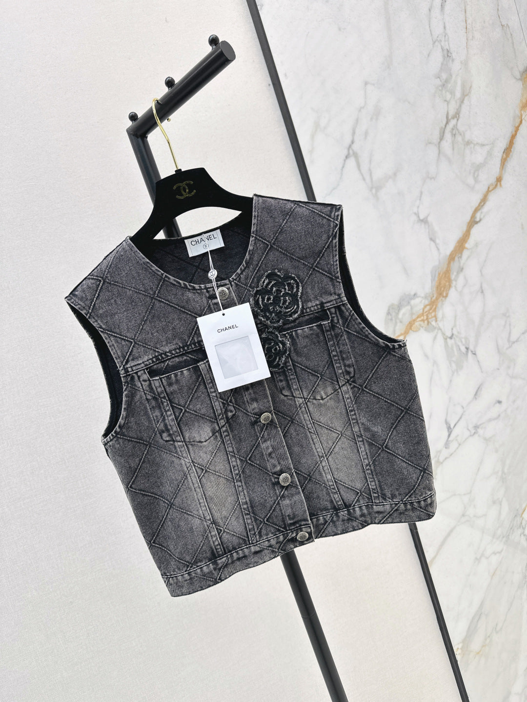 C*nel 25ss embroidered diamond denim jacket