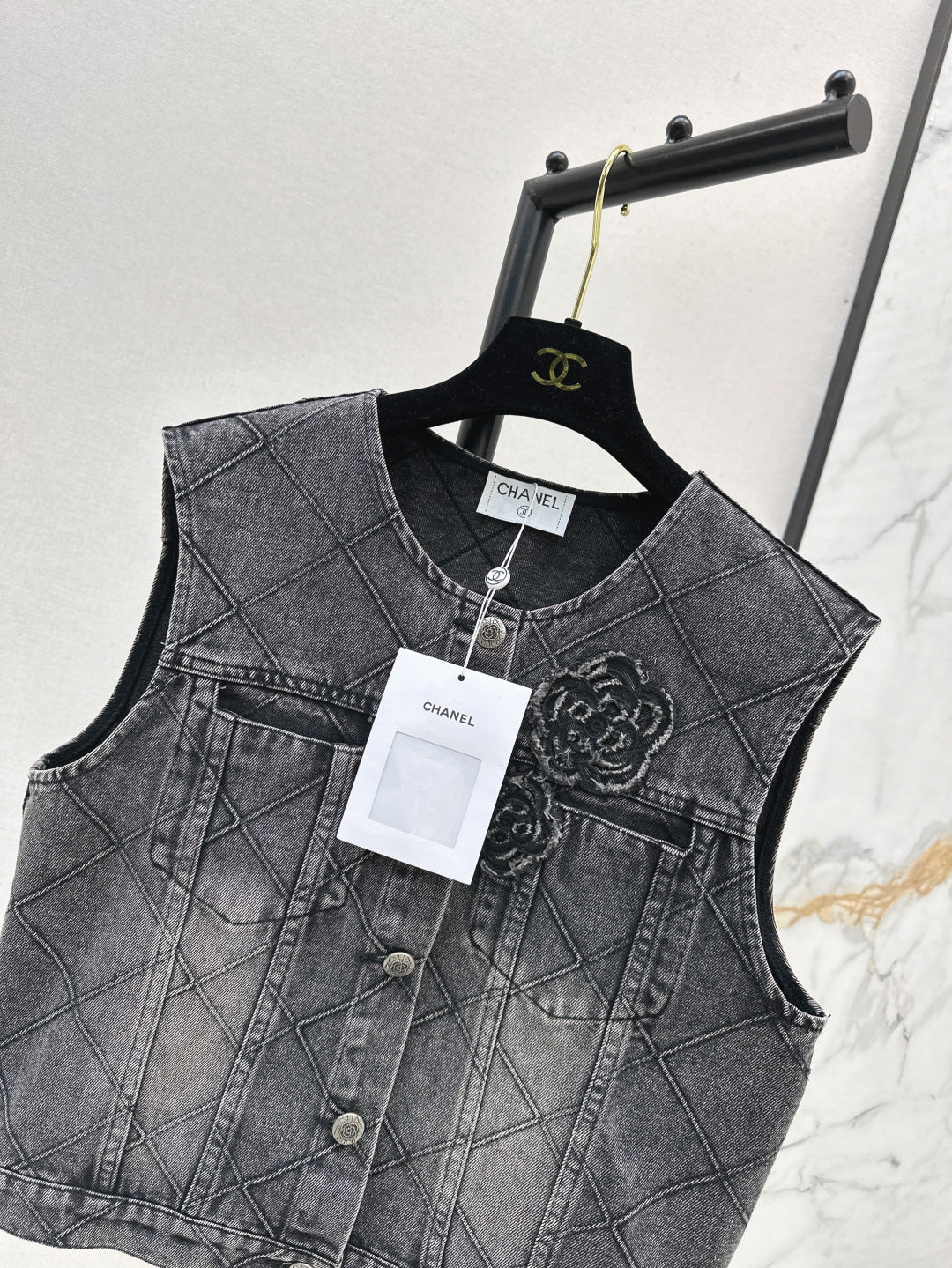 C*nel 25ss embroidered diamond denim jacket