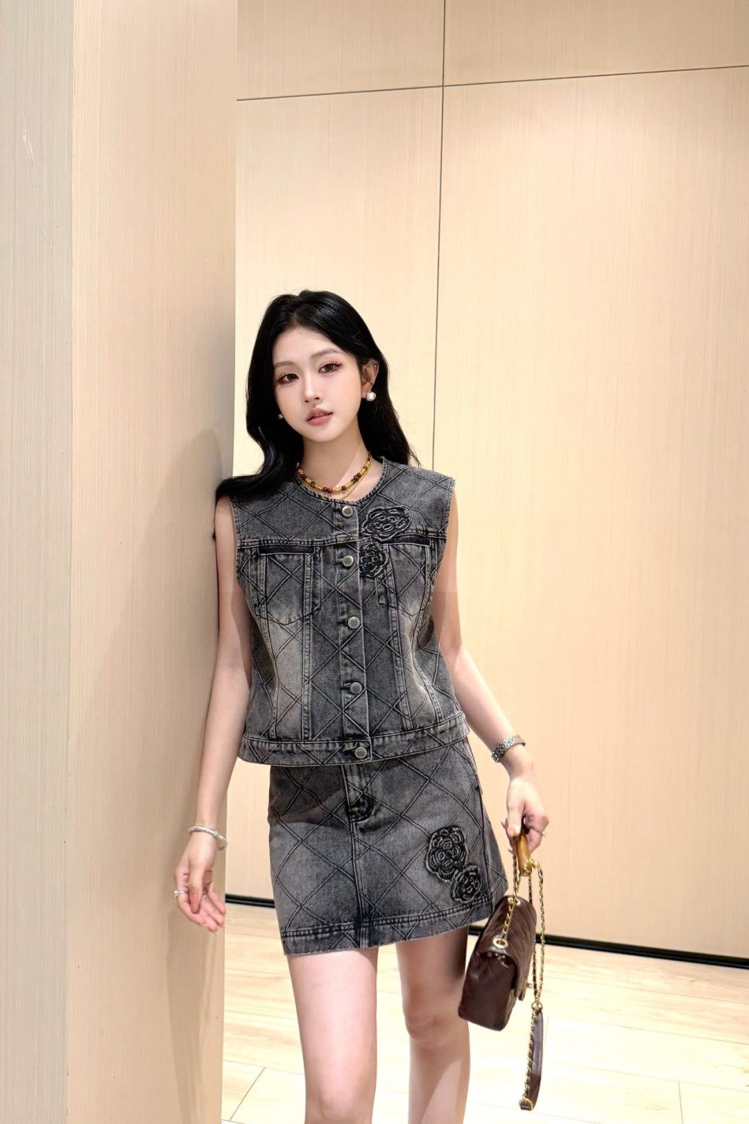 C*nel 25ss embroidered diamond denim shorts