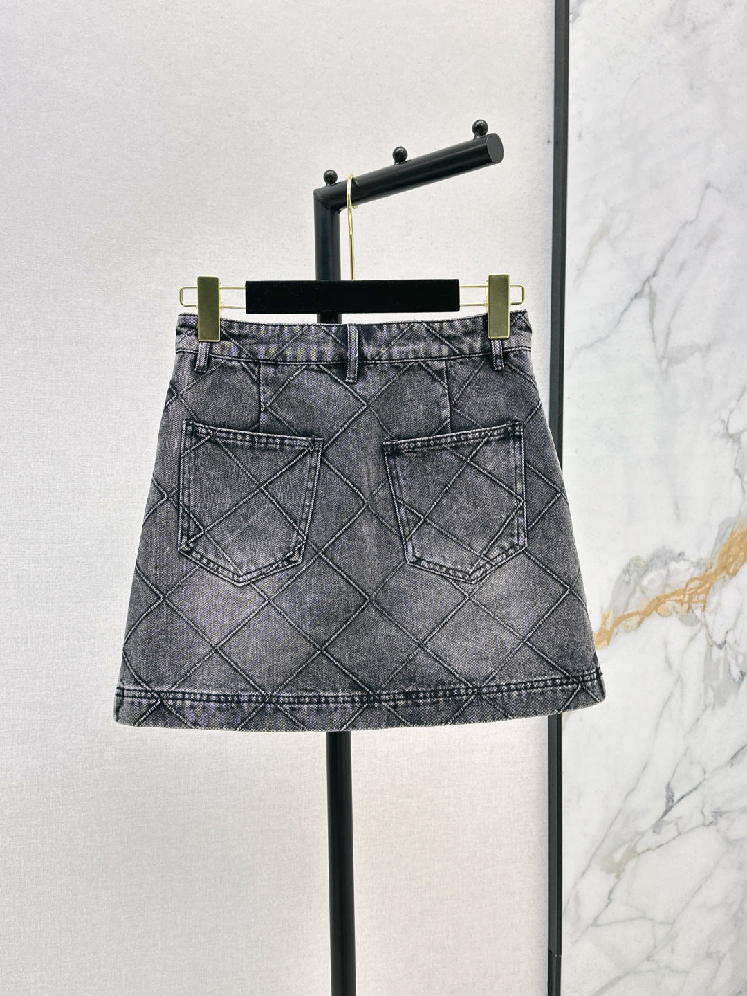 C*nel 25ss embroidered diamond denim shorts