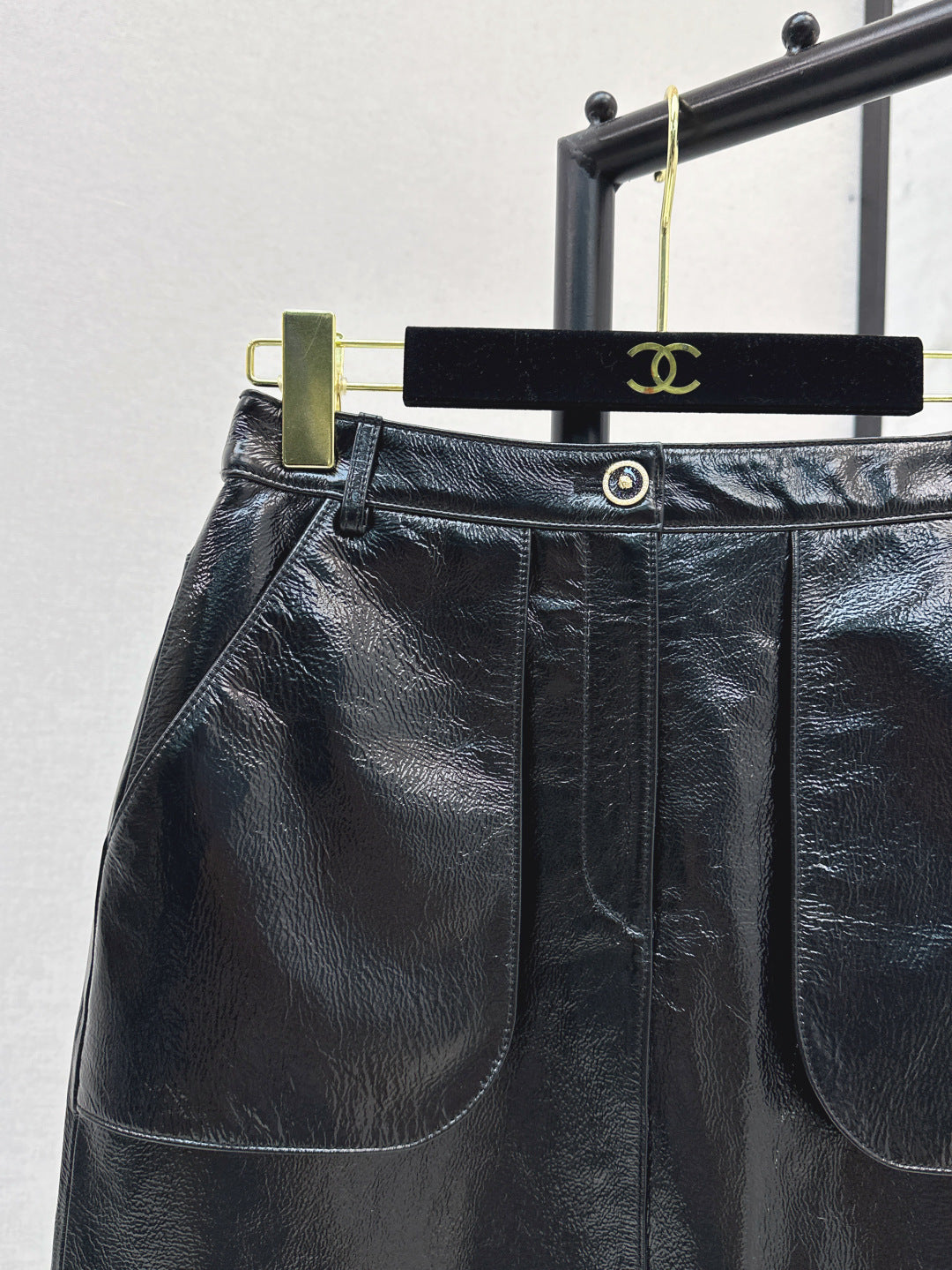 C*nel 25ss lambskin skirt