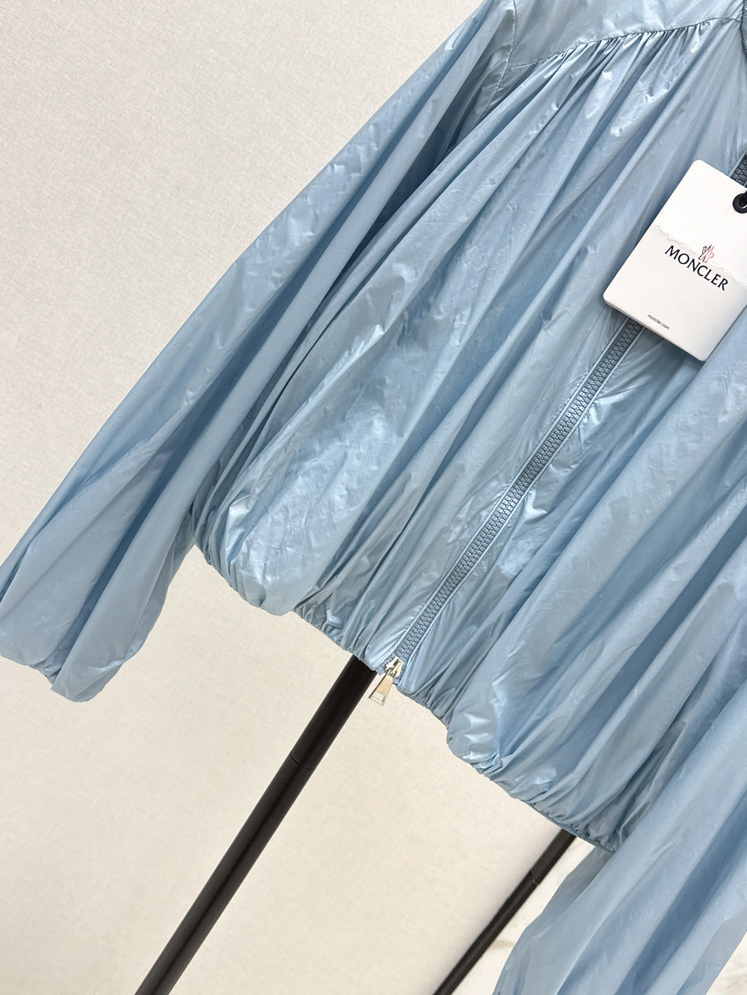 Monc* 25ss pleated details bomber jacket