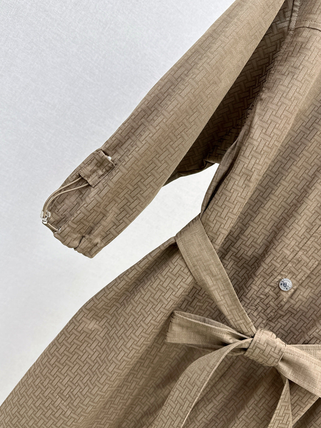 Herm* 25ss motif jacquard cotton shirt dress