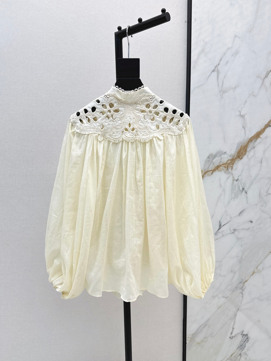 Zim* 25ss embroidered macrame shirt