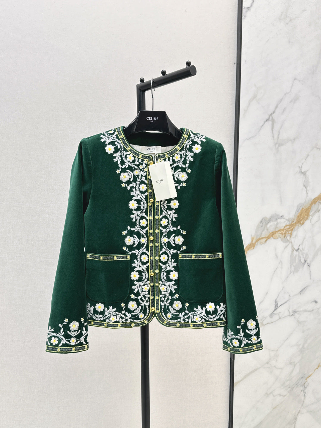 Cel* 25ss velvet embroidered chelsea jacket